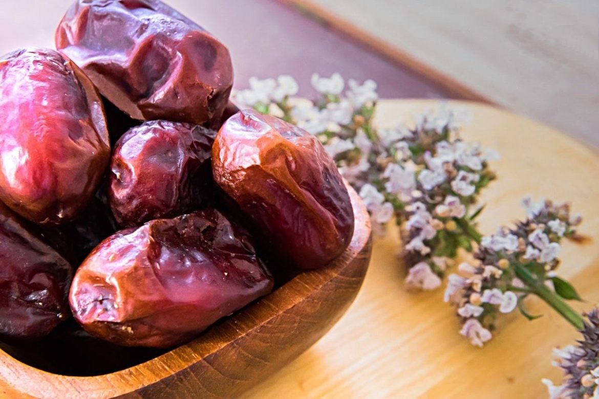 سعر التمر و فوائده للرجيم و فوائد مذهلة لحليب التمر للبشرة و الشعر