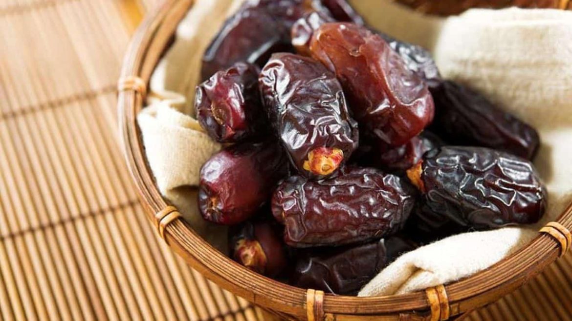 التمور وفوائدها العظيمة للصحة و كم عدد السعرات الحرارية في التمور
